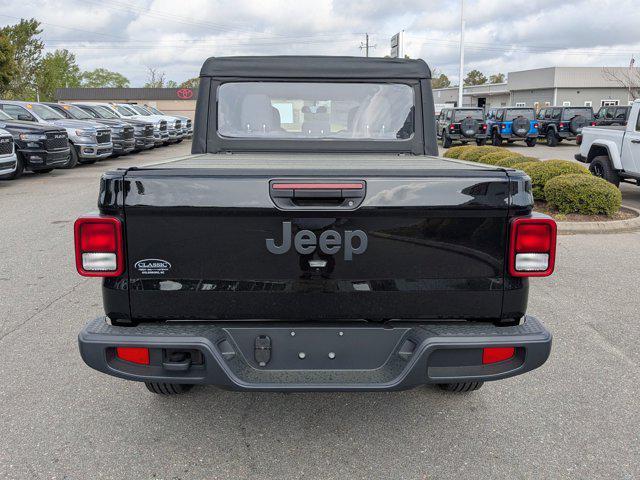 new 2025 Jeep Gladiator car, priced at $38,830
