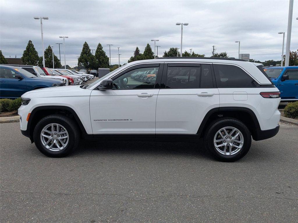 new 2025 Jeep Grand Cherokee car, priced at $39,825