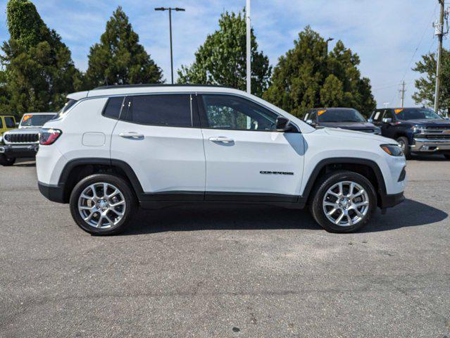 new 2024 Jeep Compass car, priced at $33,986