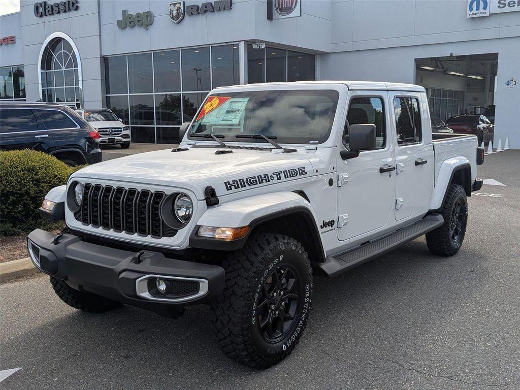 new 2025 Jeep Gladiator car, priced at $46,565
