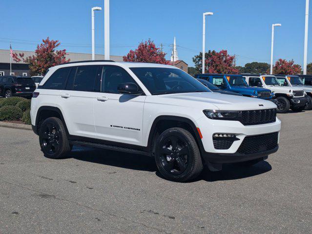 new 2025 Jeep Grand Cherokee car, priced at $50,590