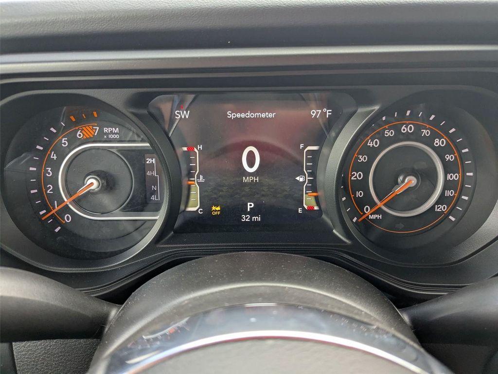 new 2025 Jeep Wrangler car, priced at $54,270