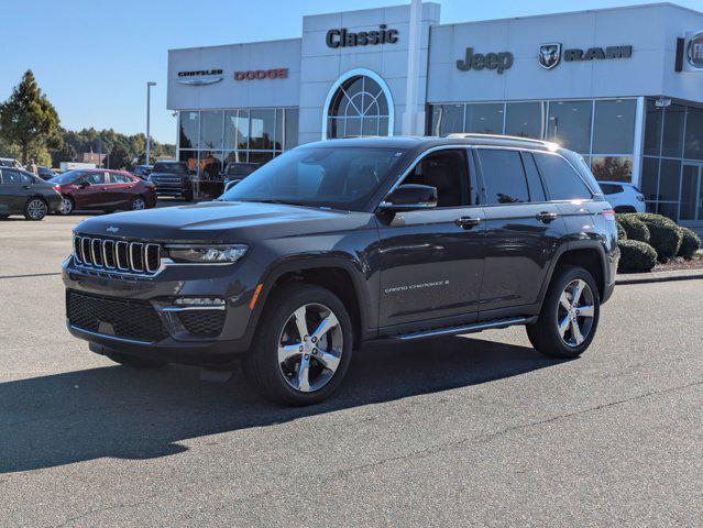 new 2025 Jeep Grand Cherokee car, priced at $49,980