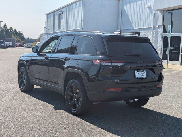 new 2024 Jeep Grand Cherokee car, priced at $44,875