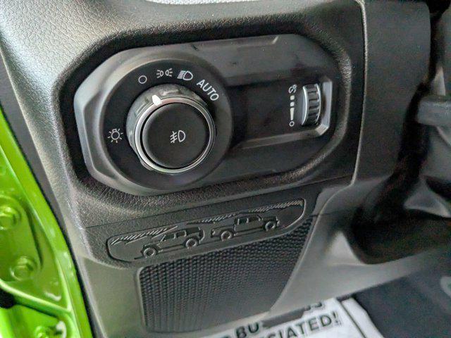 new 2025 Jeep Wrangler car, priced at $41,904