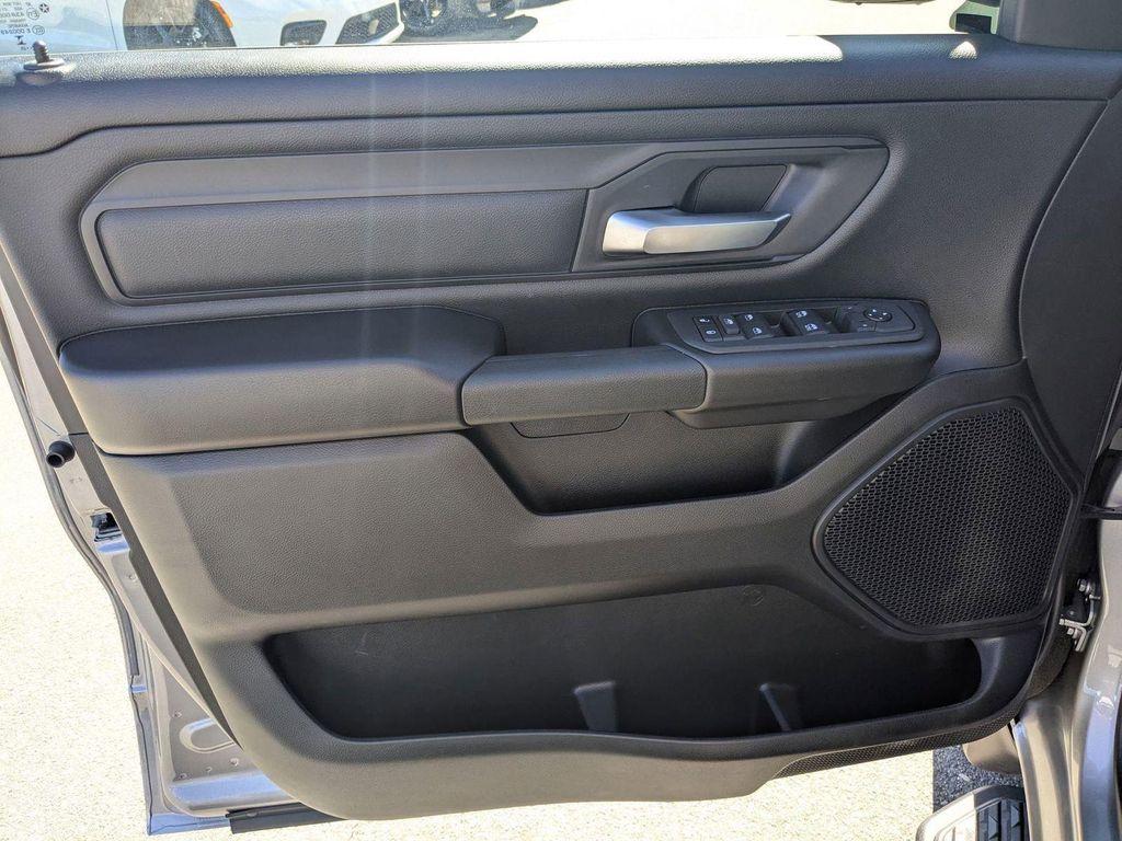 new 2025 Ram 1500 car, priced at $48,314