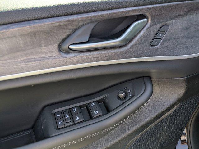 new 2025 Jeep Grand Cherokee L car, priced at $48,682