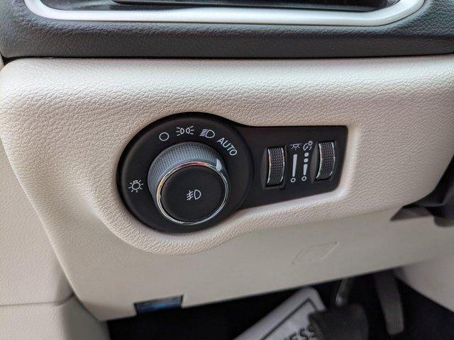 used 2024 Chrysler Pacifica car, priced at $28,900