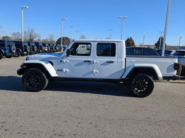 new 2025 Jeep Gladiator car, priced at $41,850