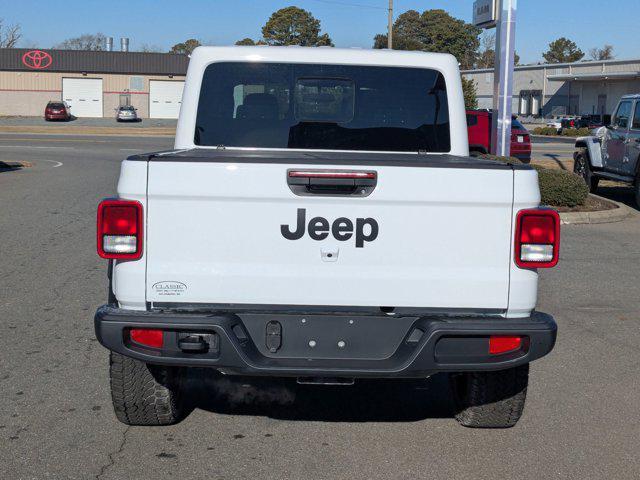 new 2025 Jeep Gladiator car, priced at $41,850