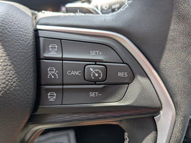 new 2025 Jeep Grand Cherokee car, priced at $42,178