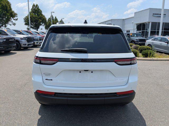 new 2025 Jeep Grand Cherokee car, priced at $42,178
