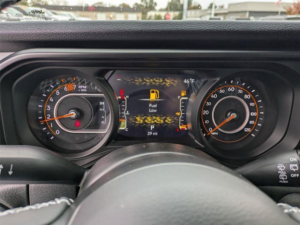 new 2025 Jeep Wrangler car, priced at $42,070