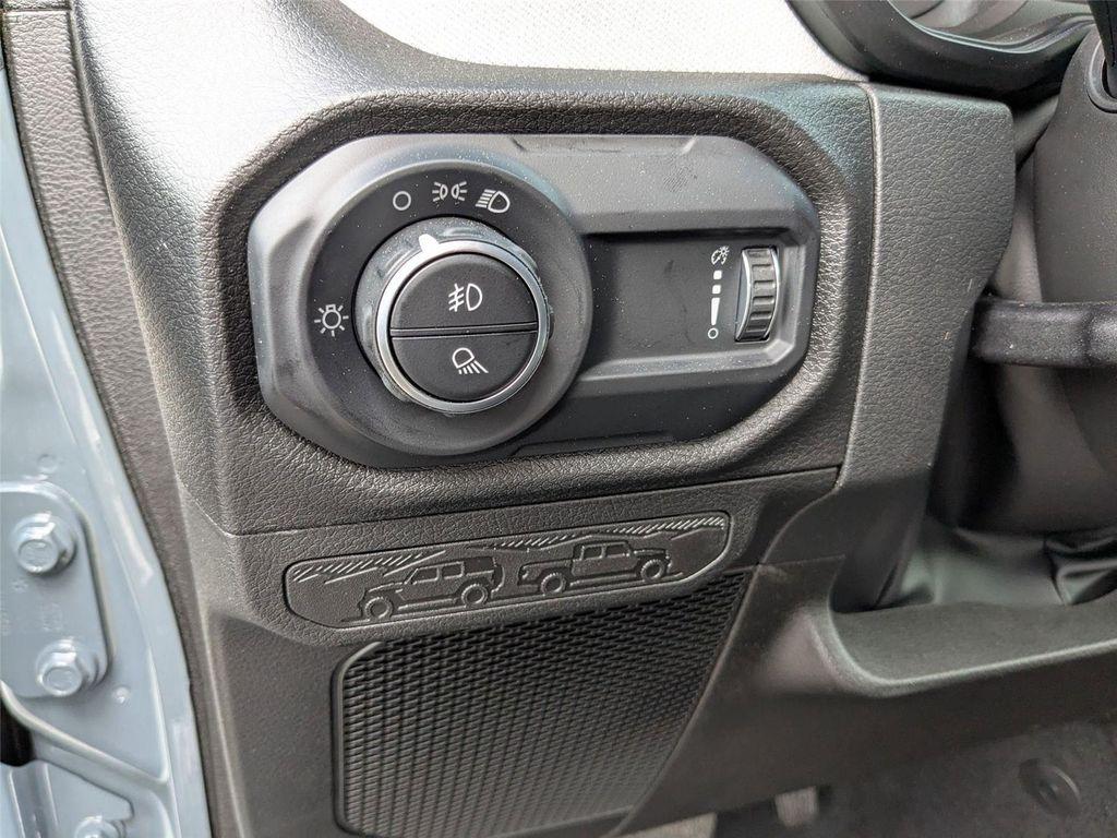 new 2025 Jeep Gladiator car, priced at $40,330