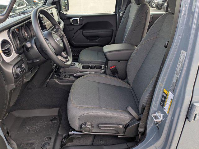new 2025 Jeep Gladiator car, priced at $38,830
