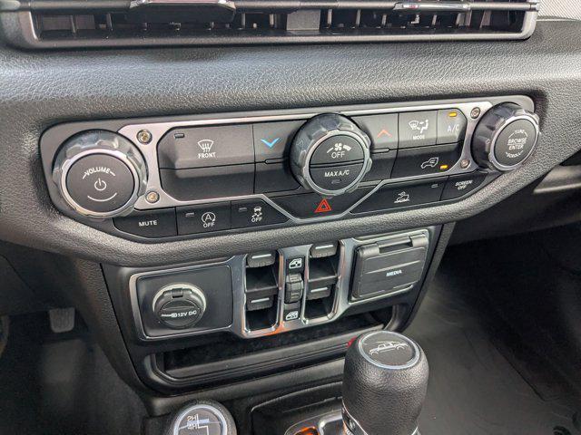 new 2025 Jeep Gladiator car, priced at $38,830