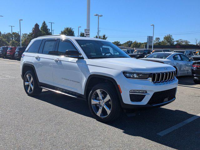 new 2025 Jeep Grand Cherokee car, priced at $48,444