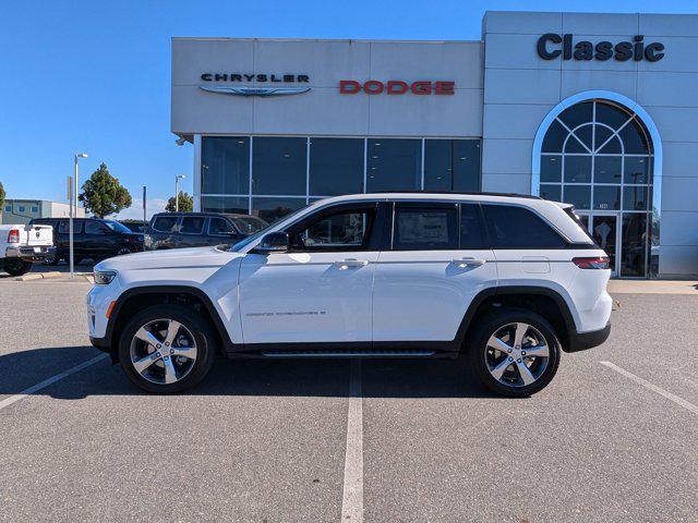 new 2025 Jeep Grand Cherokee car, priced at $48,444