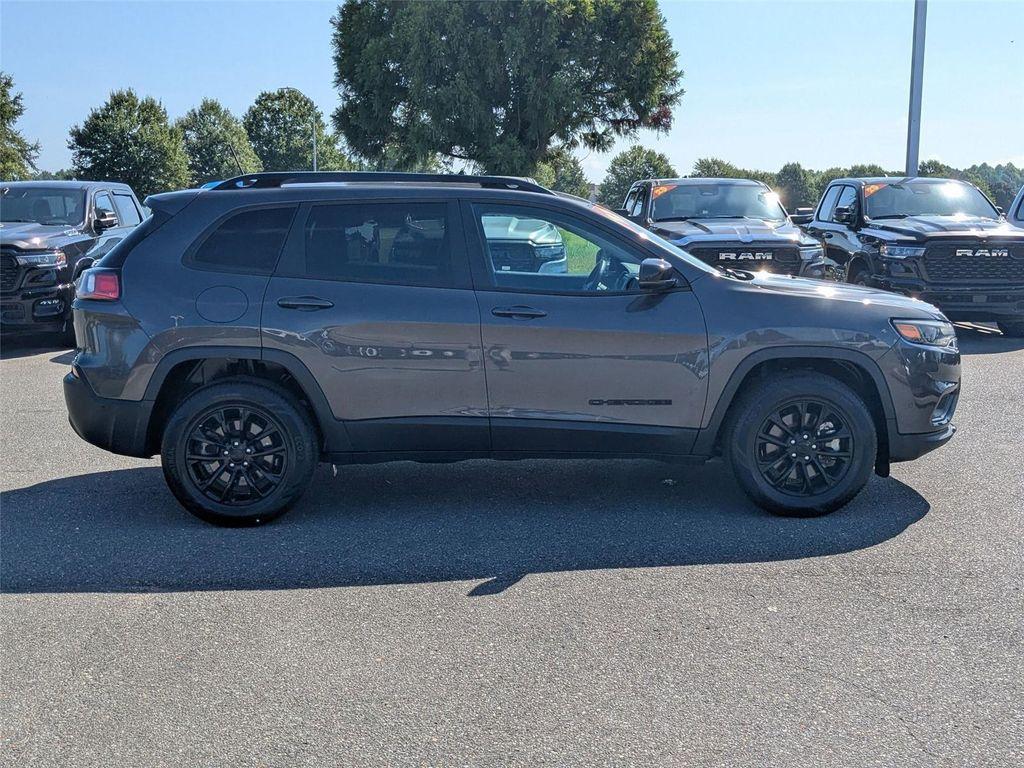 used 2023 Jeep Cherokee car, priced at $22,900