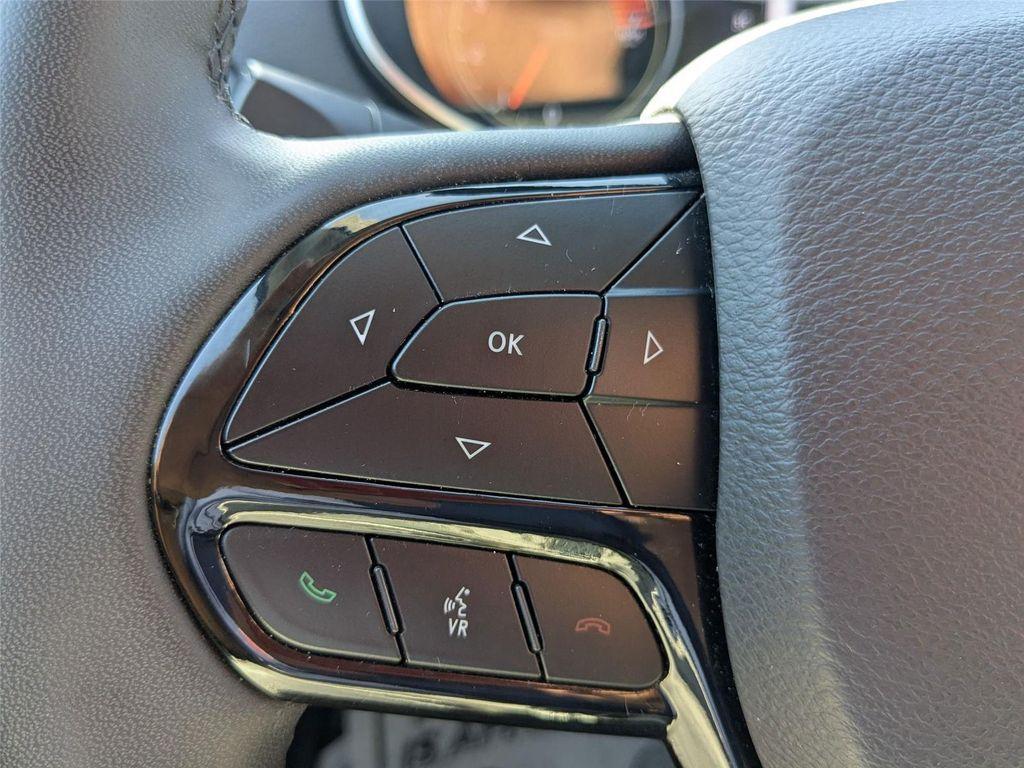 used 2023 Jeep Cherokee car, priced at $22,900