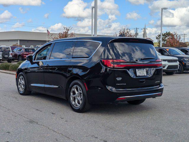 new 2024 Chrysler Pacifica car