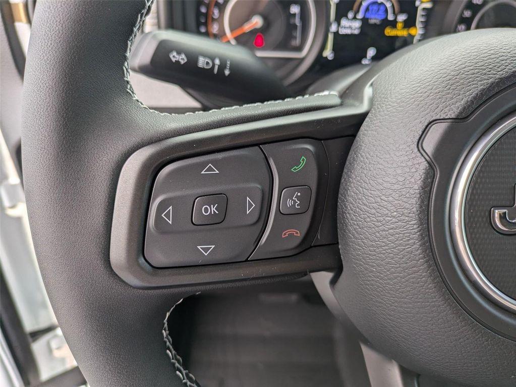 new 2025 Jeep Wrangler car, priced at $47,880