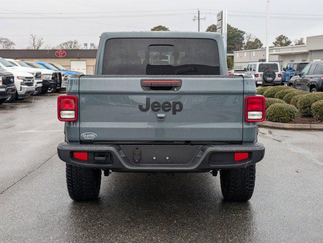 new 2025 Jeep Gladiator car, priced at $41,900