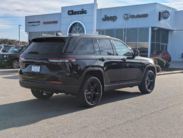 new 2025 Jeep Grand Cherokee car, priced at $48,900