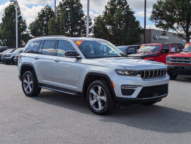new 2025 Jeep Grand Cherokee car, priced at $48,489