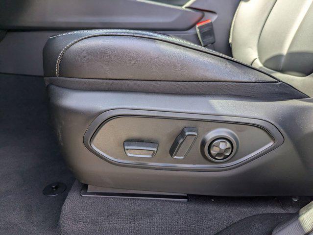 new 2025 Jeep Grand Cherokee car, priced at $48,489