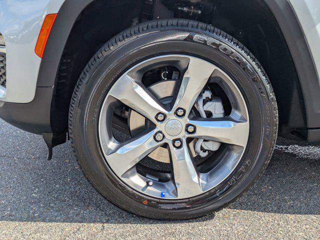 new 2025 Jeep Grand Cherokee car, priced at $48,489