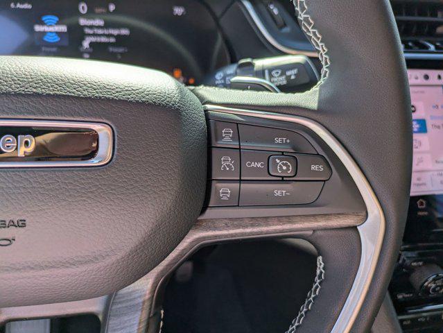 new 2025 Jeep Grand Cherokee car, priced at $48,489