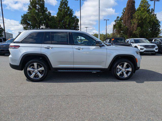 new 2025 Jeep Grand Cherokee car, priced at $48,489