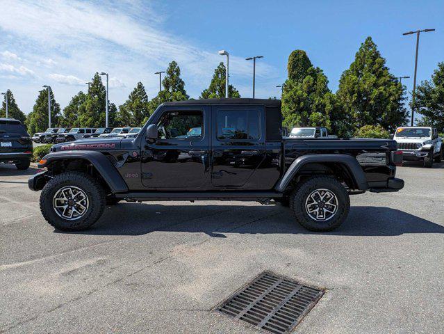 new 2024 Jeep Gladiator car, priced at $45,940