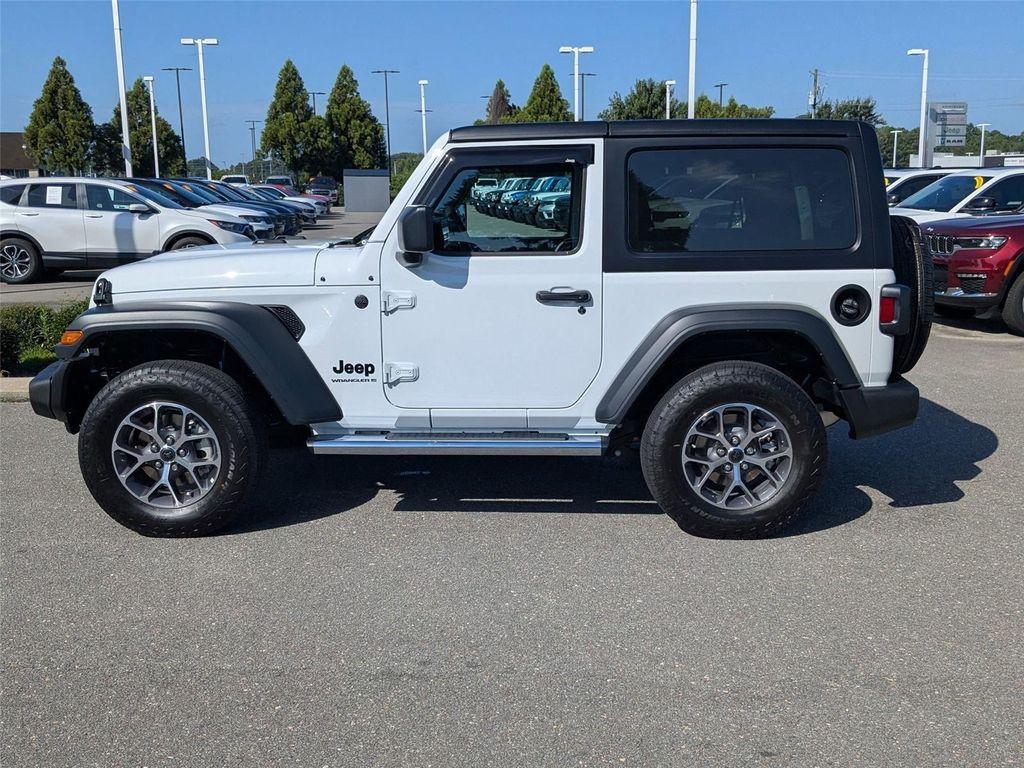 new 2025 Jeep Wrangler car, priced at $41,645