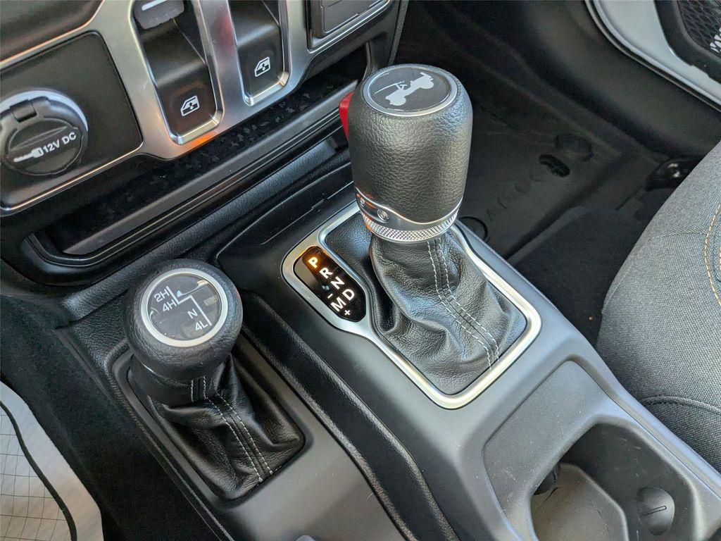 new 2025 Jeep Wrangler car, priced at $41,645