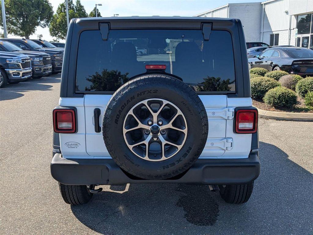 new 2025 Jeep Wrangler car, priced at $41,645