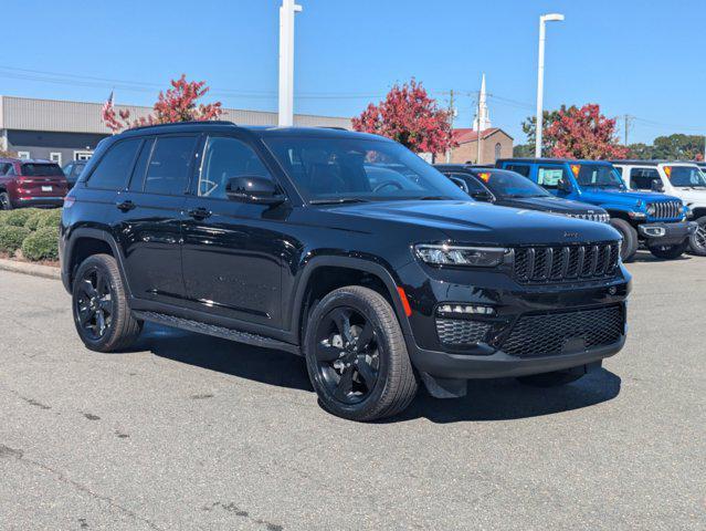 new 2025 Jeep Grand Cherokee car, priced at $48,484