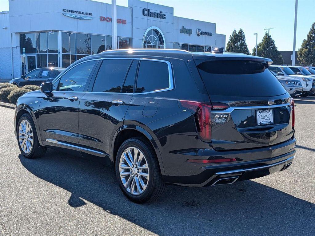 used 2020 Cadillac XT6 car, priced at $28,900