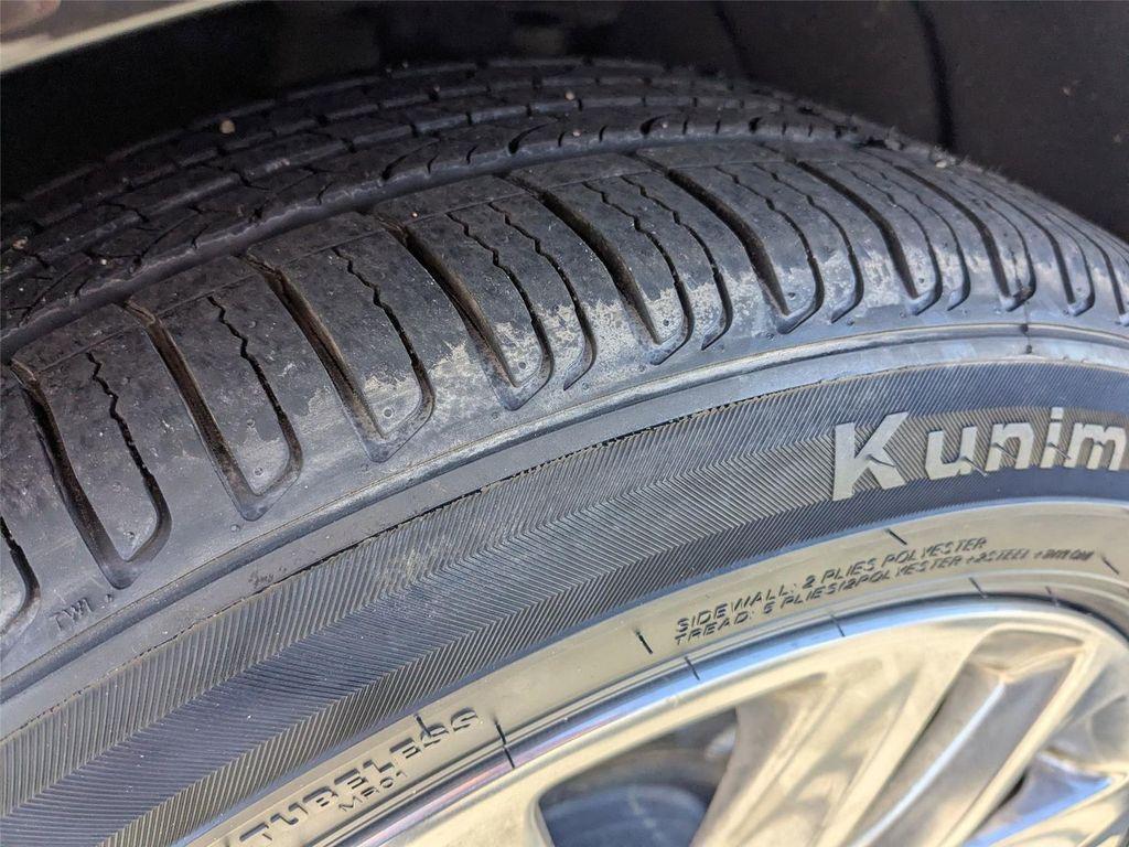 used 2020 Cadillac XT6 car, priced at $28,900