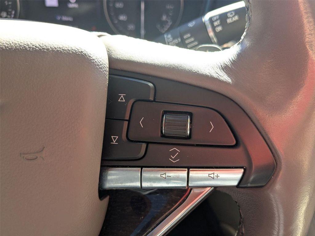 used 2020 Cadillac XT6 car, priced at $28,900