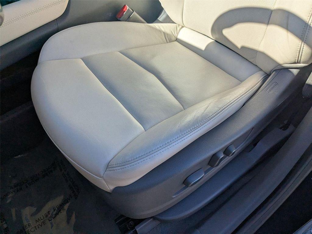 used 2020 Cadillac XT6 car, priced at $28,900