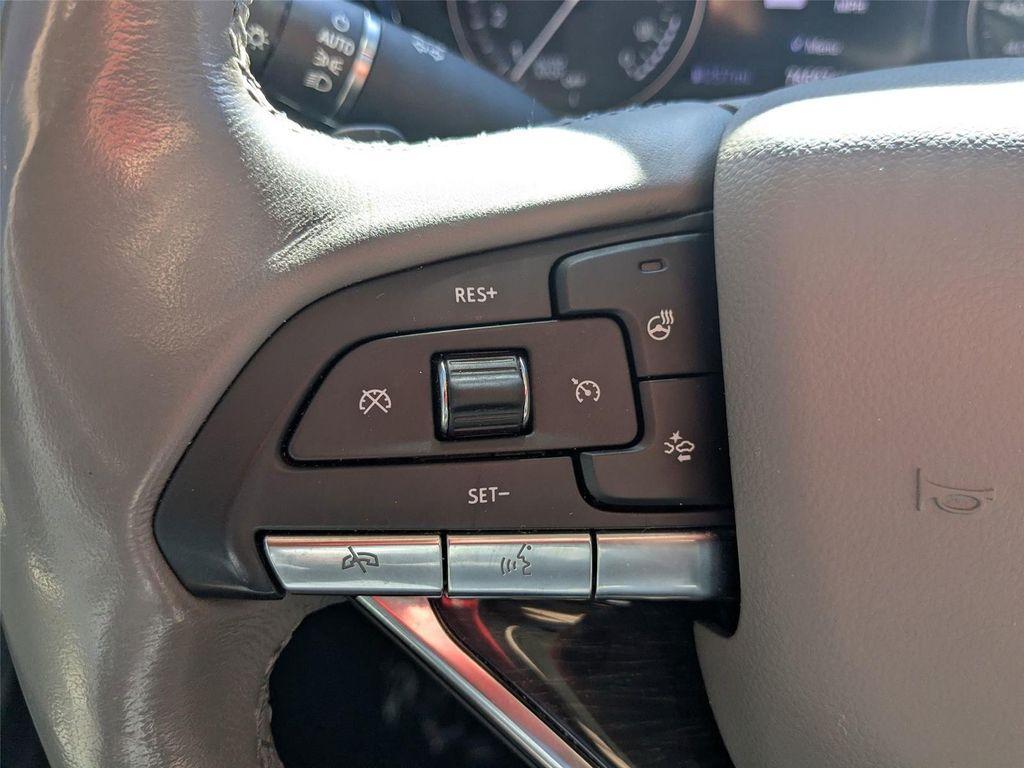 used 2020 Cadillac XT6 car, priced at $28,900