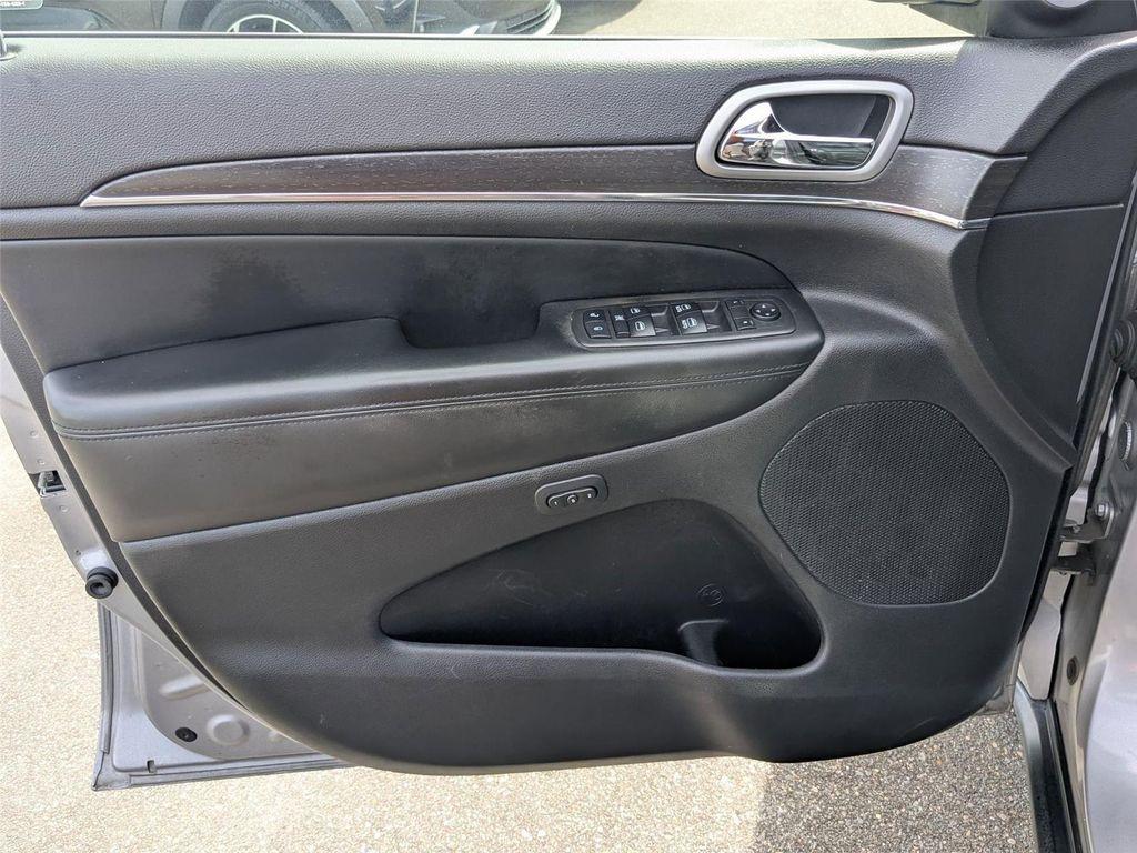 used 2018 Jeep Grand Cherokee car, priced at $21,900