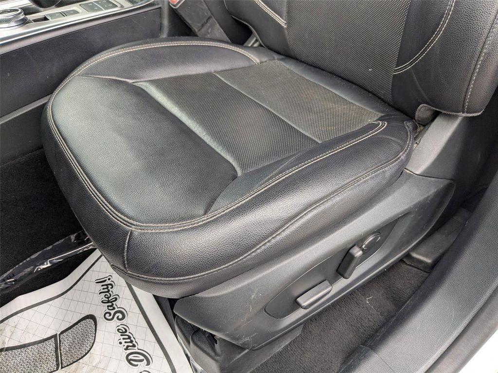 used 2021 Ford Explorer car, priced at $22,900