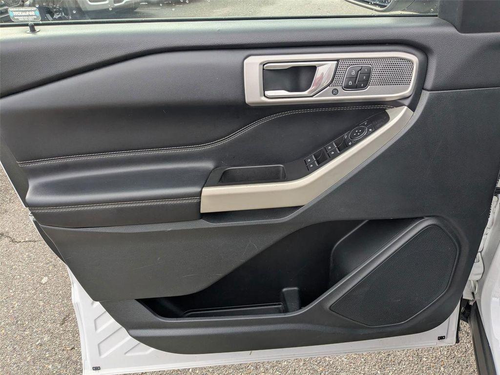 used 2021 Ford Explorer car, priced at $22,900