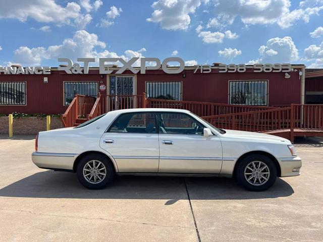 used 1996 Toyota Avalon car, priced at $12,995