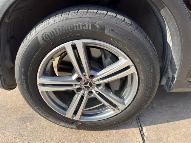 used 2021 Mercedes-Benz GLC 300 car, priced at $21,995