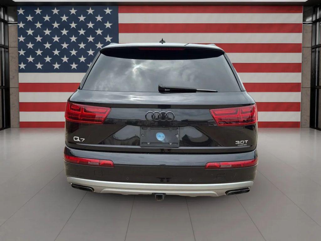 used 2018 Audi Q7 car, priced at $14,995