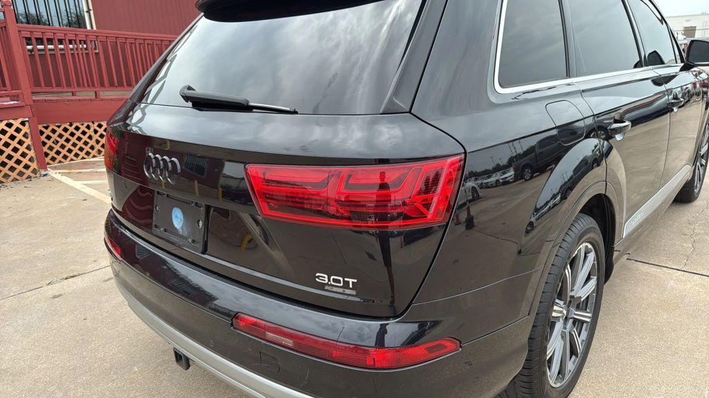 used 2018 Audi Q7 car, priced at $14,995